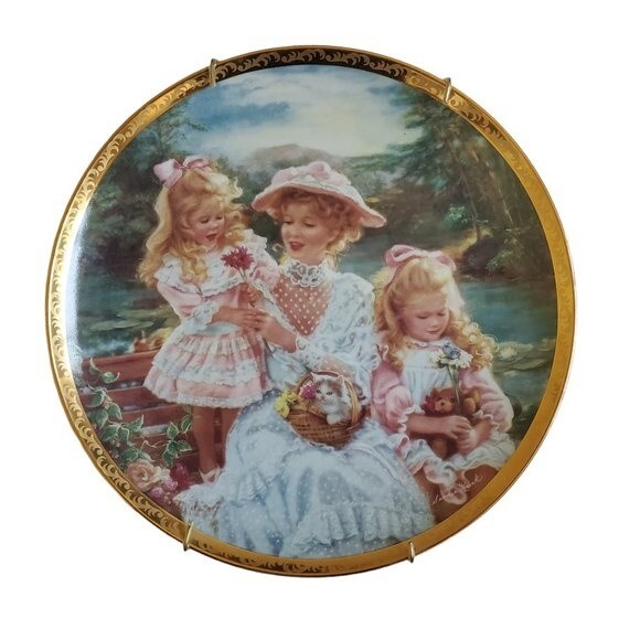 Loving Touch by Sandra Kuck collector plate # 2731 sk - Picture 1 of 5